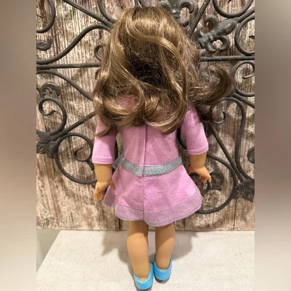 Pink Dress Doll with Gray Belt American girl doll like new retail $170 - Picture 4 of 8